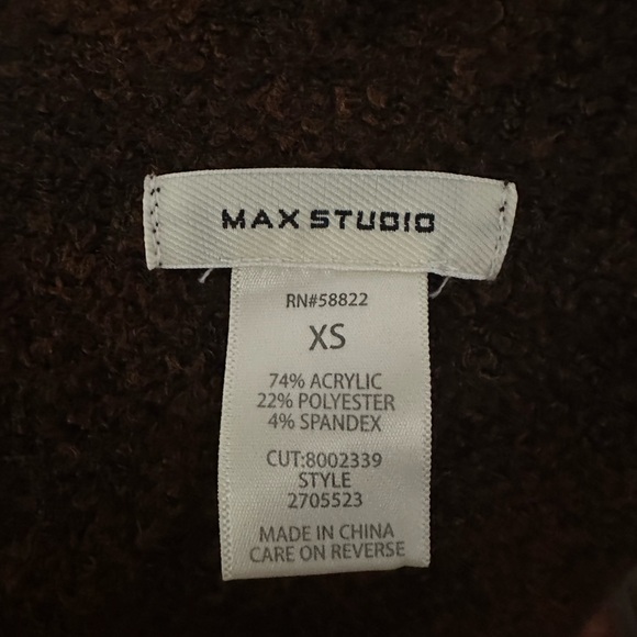 Long Cardigan (Louis Vuitton Checker pattern) - Picture 4 of 4